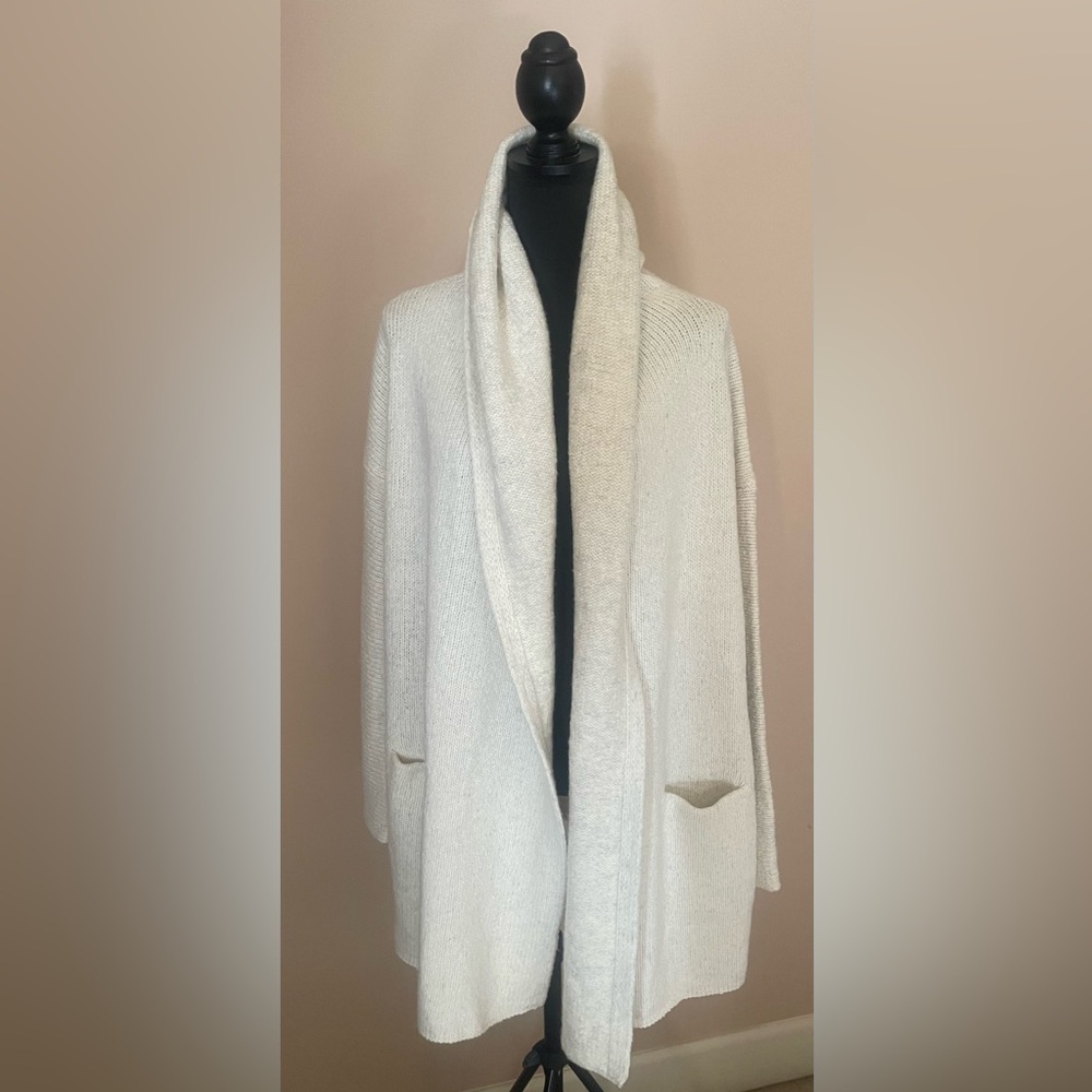 Vince Ivory Wool Blend Shawl/Cardigan Hooded Long Sweater Sz M. Style #F296 - Picture 8 of 8